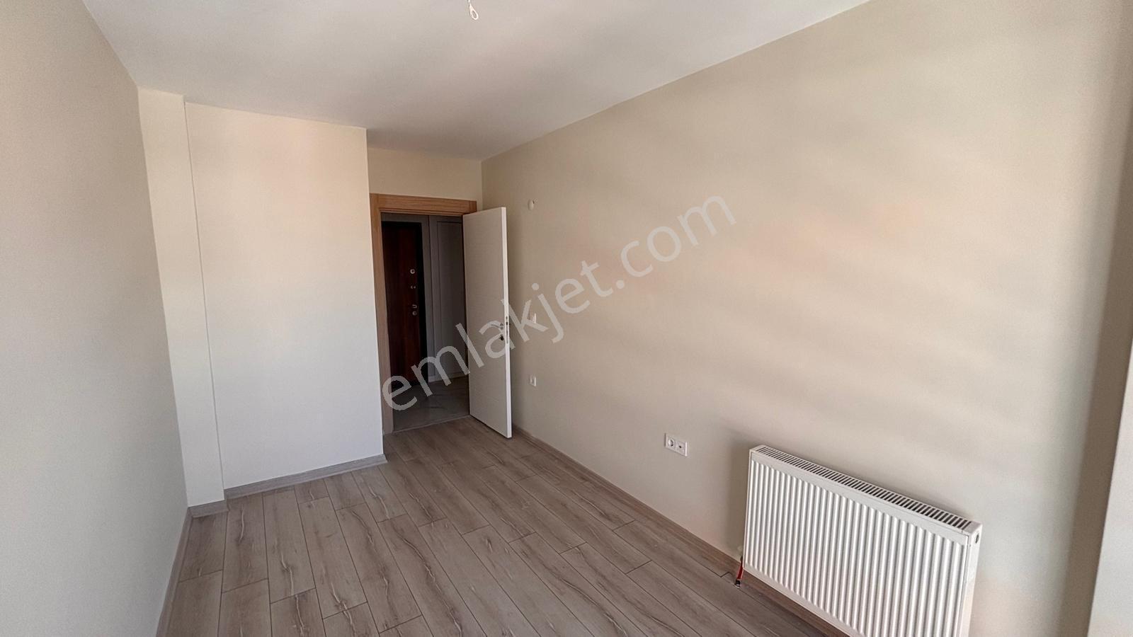 Nilüfer Esentepe Katre Park Oba 1 Sitesinde Arakat 3+1 Daire - Görsel 9