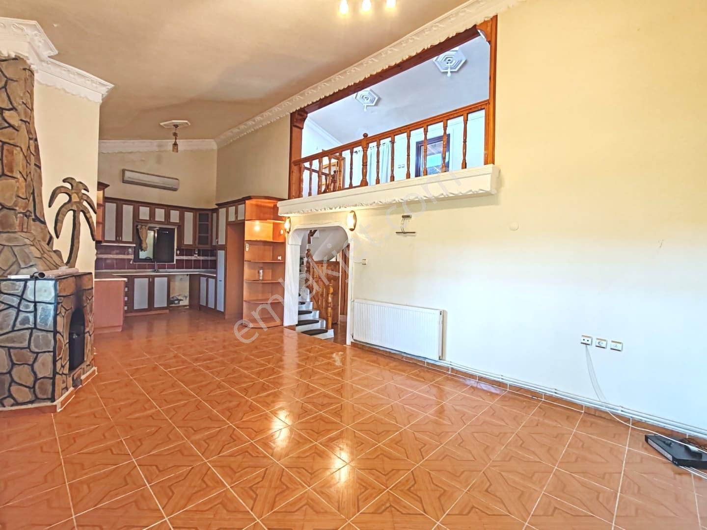Didim Yeşiltepe Bölgesinde Geniş Bahçeli Satılık Kelepir Villa - Görsel 35