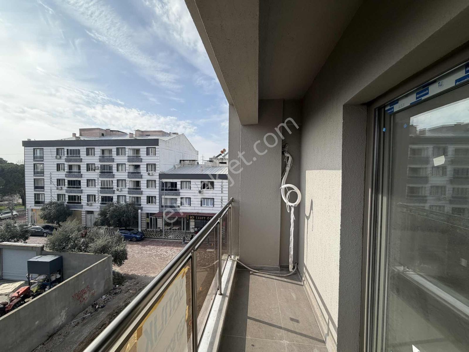 Vt İnşaat'tan 90 M2 Otoparklı 2+1 Lüks Çiftcephe Daire - Görsel 6