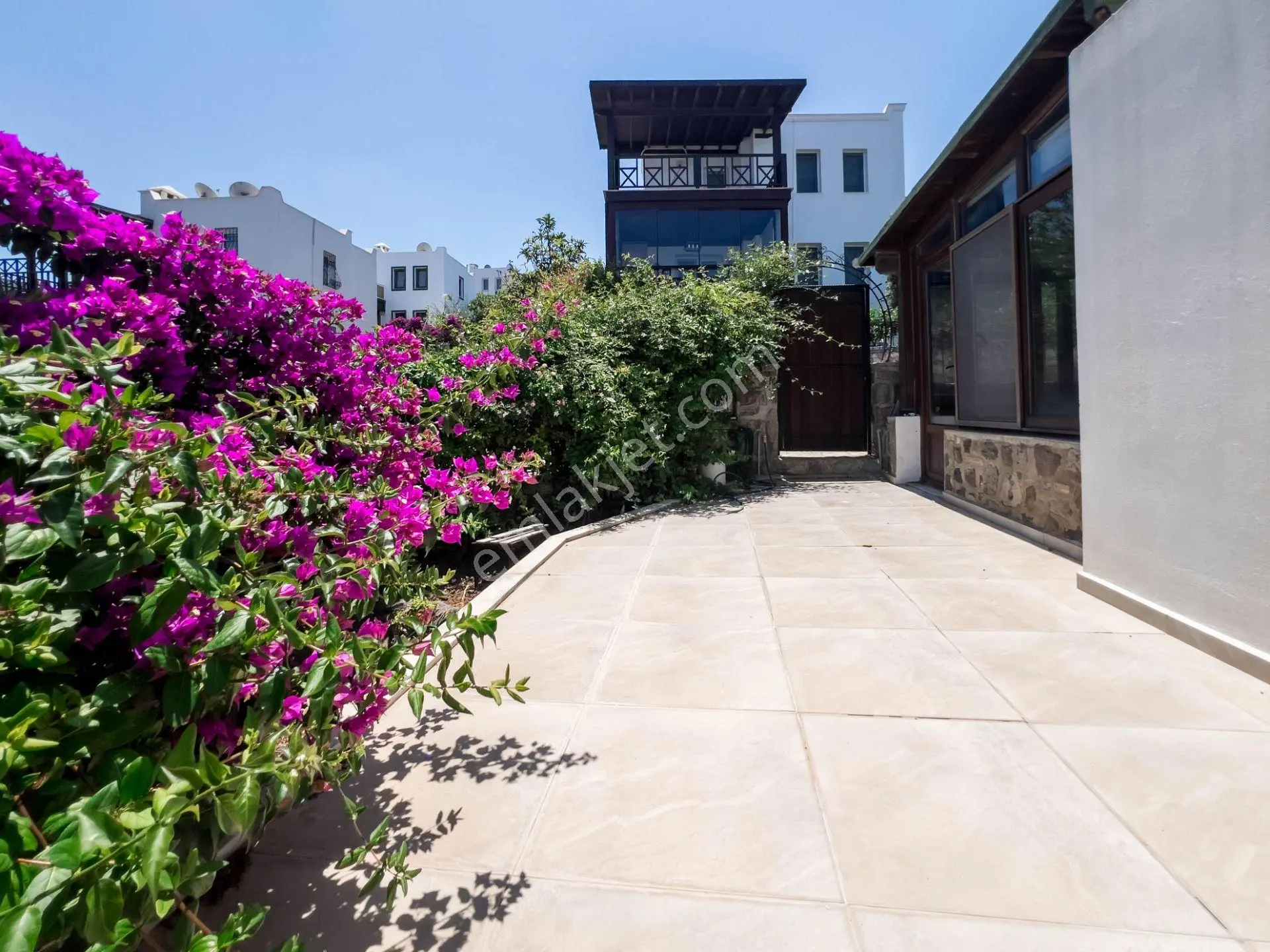 Bodrum Yalıkavak'ta Bahçeli Müstakil Villa | Plajlı Site - Görsel 30