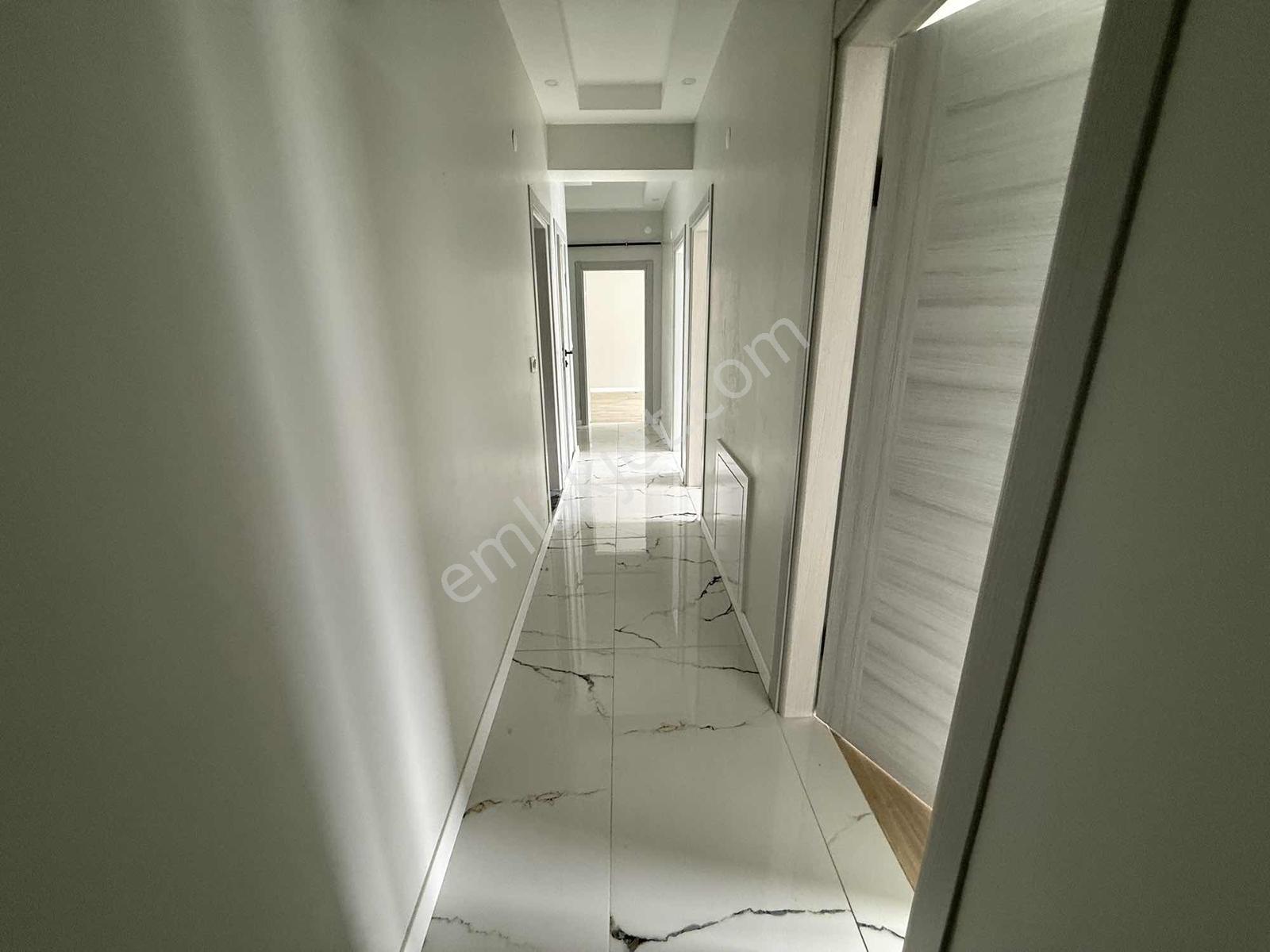 Ayşe Emlaktan Fatih Mahallesinde 3+1 Kiralık Daire - Görsel 17