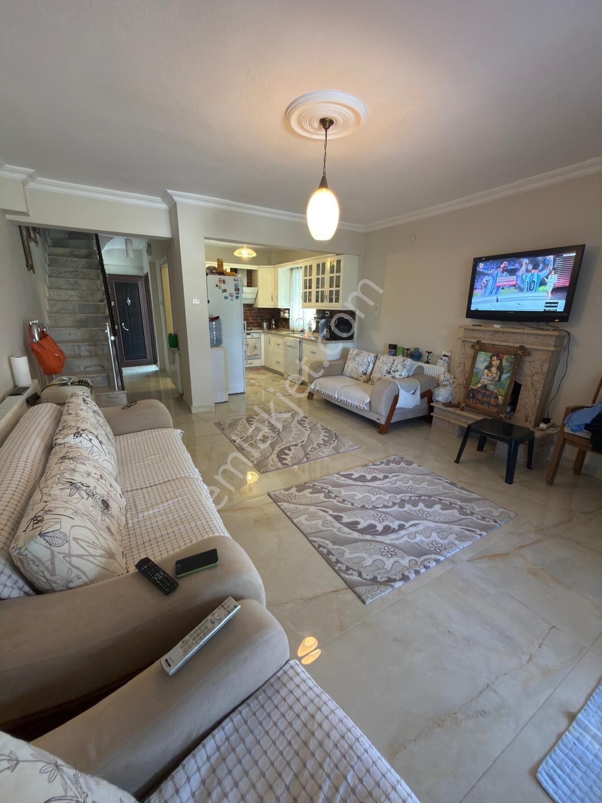 Saadet Korkmaz'dan Denize 50 Metre 4+1 Boş Kiralık Villa - Görsel 18