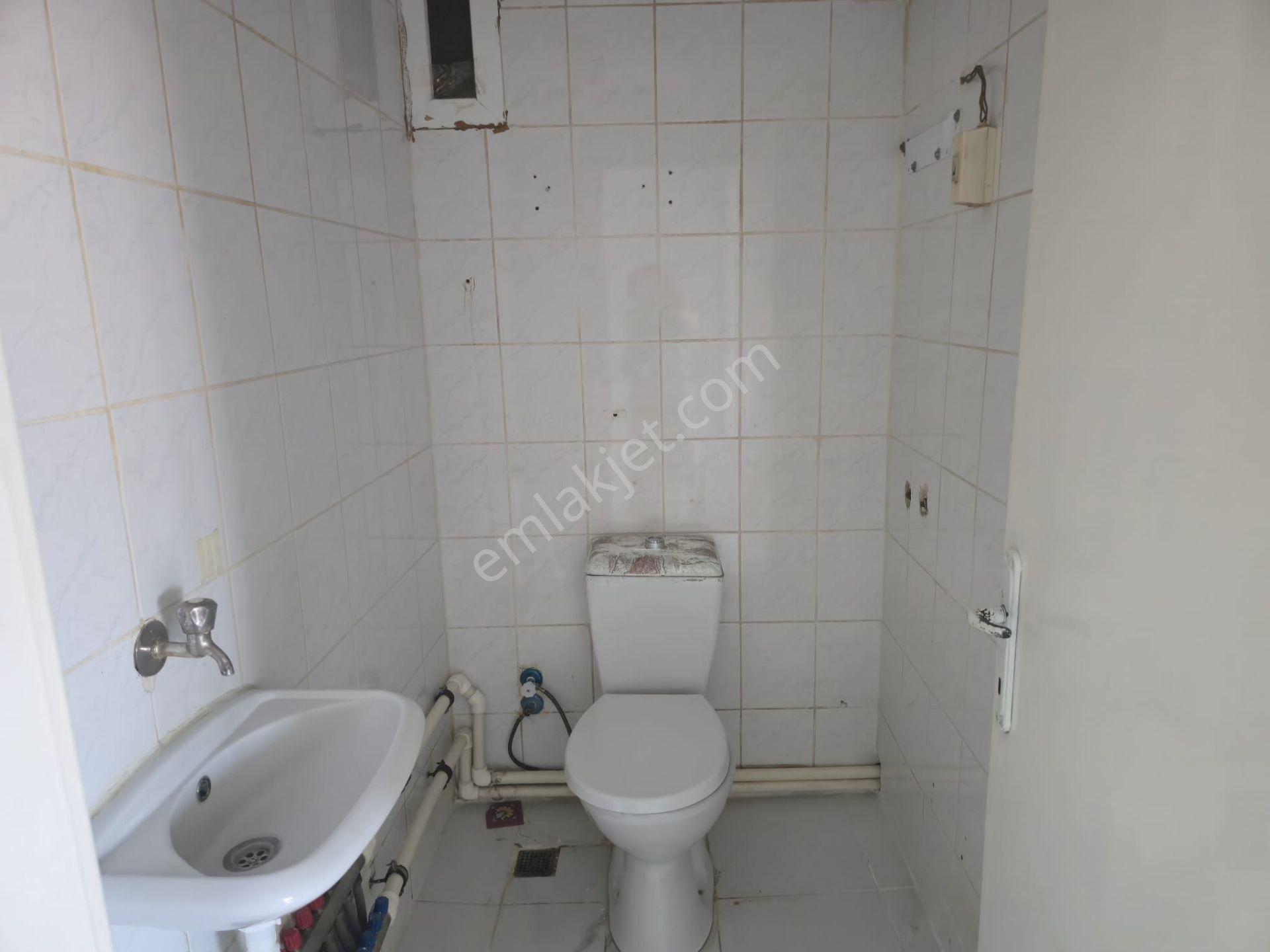 Esentepe Mah.altay Yapı Sitesi Ara Kat 4+1 3 Balkonlu Kiralık Daire - Görsel 7
