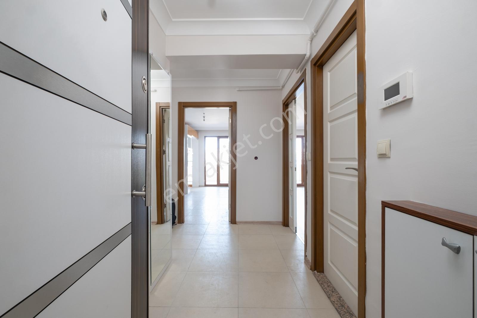 Remax Advantage Arzu Aksaray'dan Forelievler3'te Kiralık Arakat - Görsel 30
