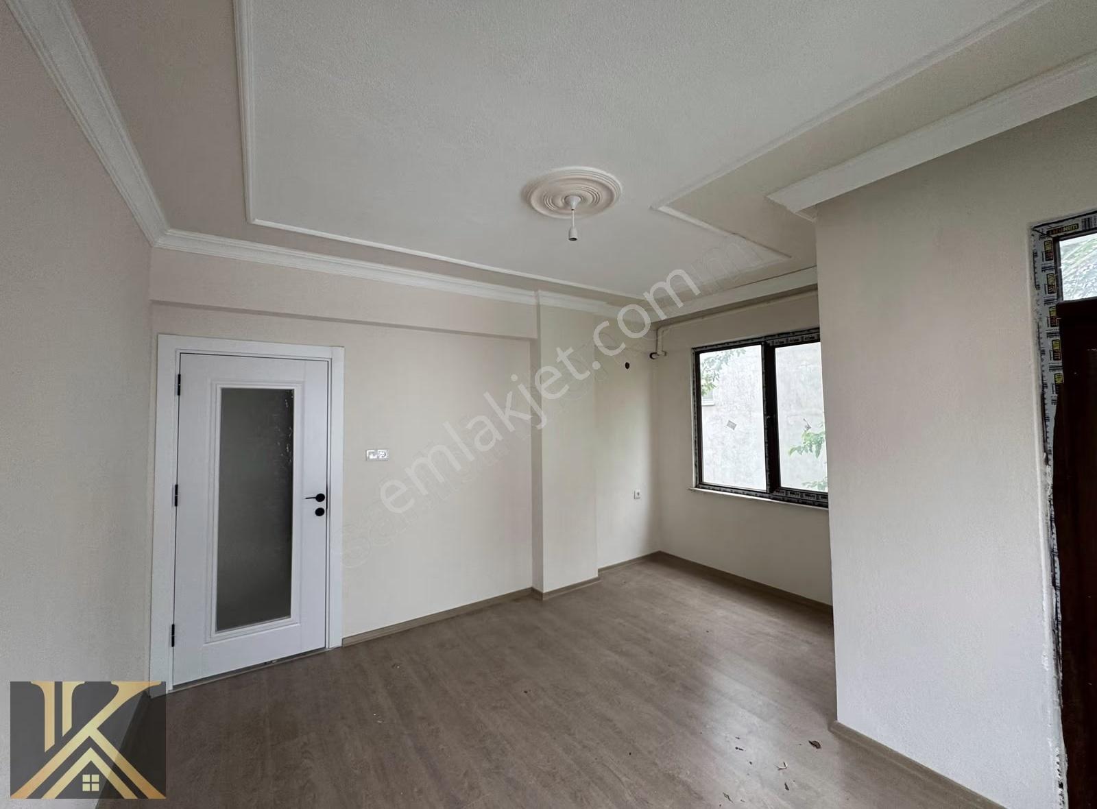 Ayazlı Mahallesinde Kiralık 3+1 Daire - Görsel 12