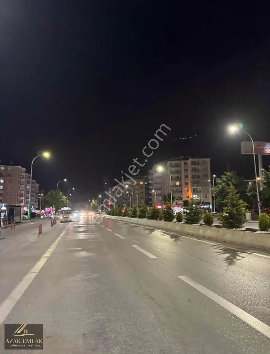 Gazi, Mareşal ,esentepe Mah. Kavşağında 3+1 Satılık Daire - Görsel 2
