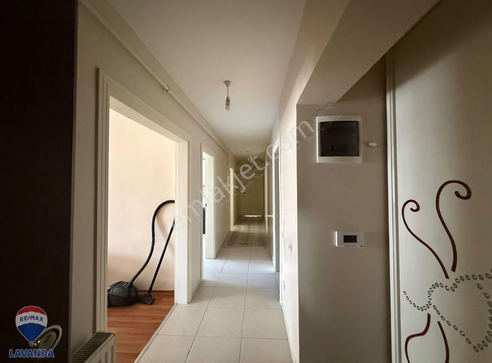 Remax Lavanda'dan Alipaşa Mahallesi'nde Kiralık 3+1daire - Görsel 11