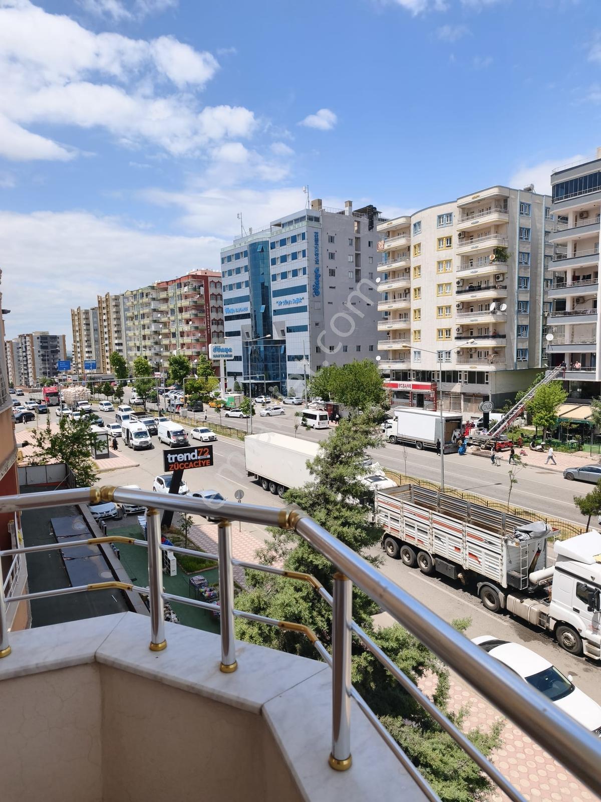 Çalışkan Emlaktan Dünya Hastanesi Karşısında Satılık 4+1 Daire - Görsel 28