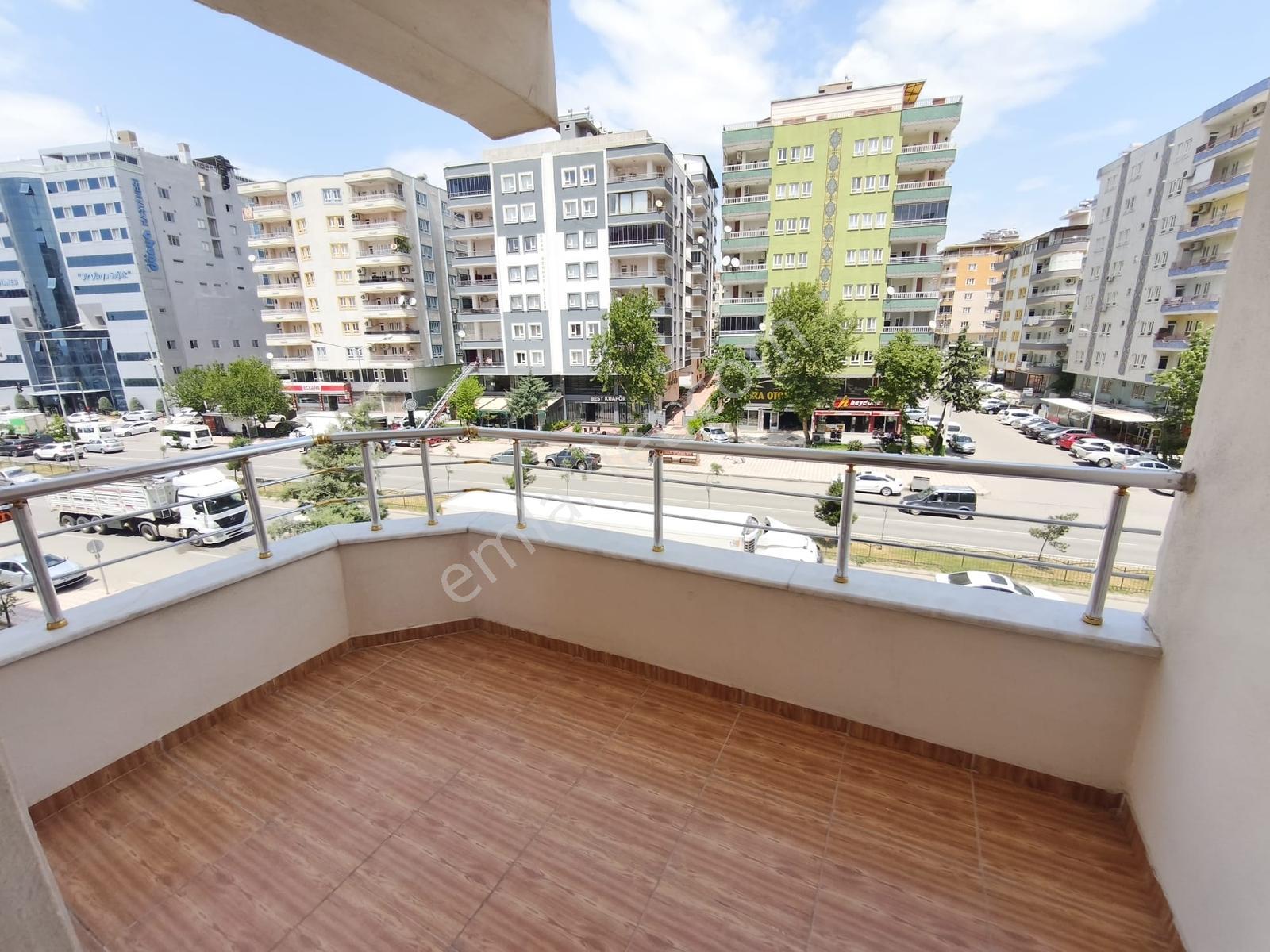 Çalışkan Emlaktan Dünya Hastanesi Karşısında Satılık 4+1 Daire - Görsel 24