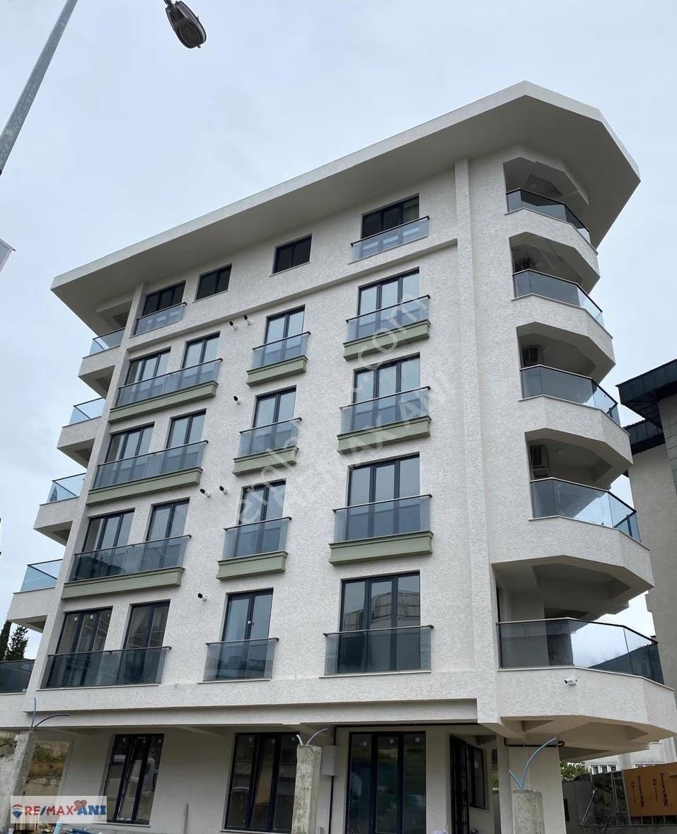Üsküdar Bahçelievler 'de Full Eşyalı Kiralık 1+1 Bahçe Katı - Görsel 4