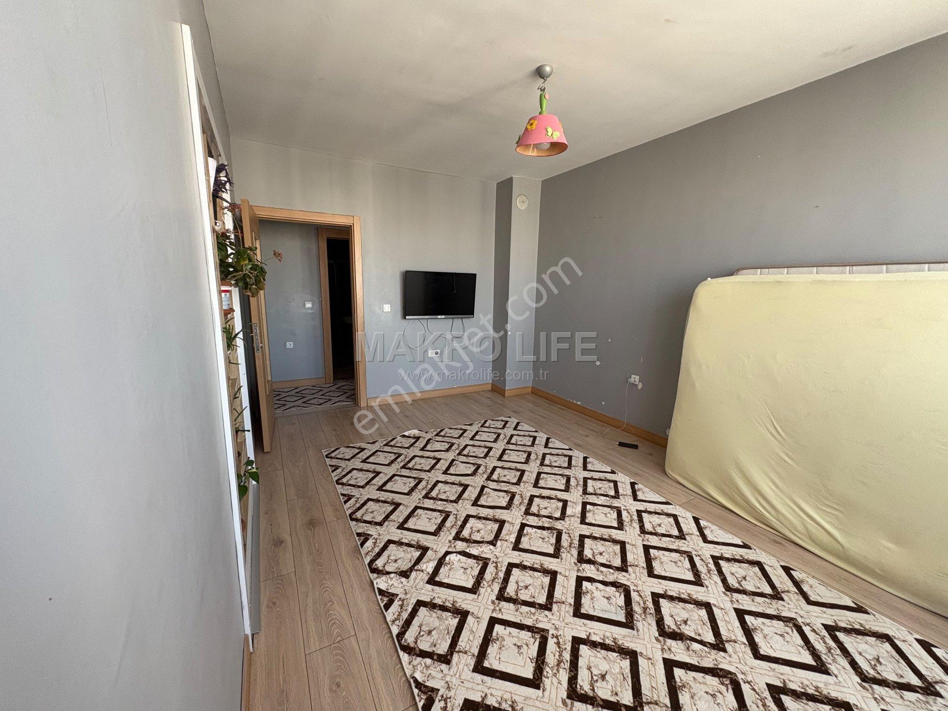 Üçkuyularda Kiralık 2+1 Daire - Görsel 4