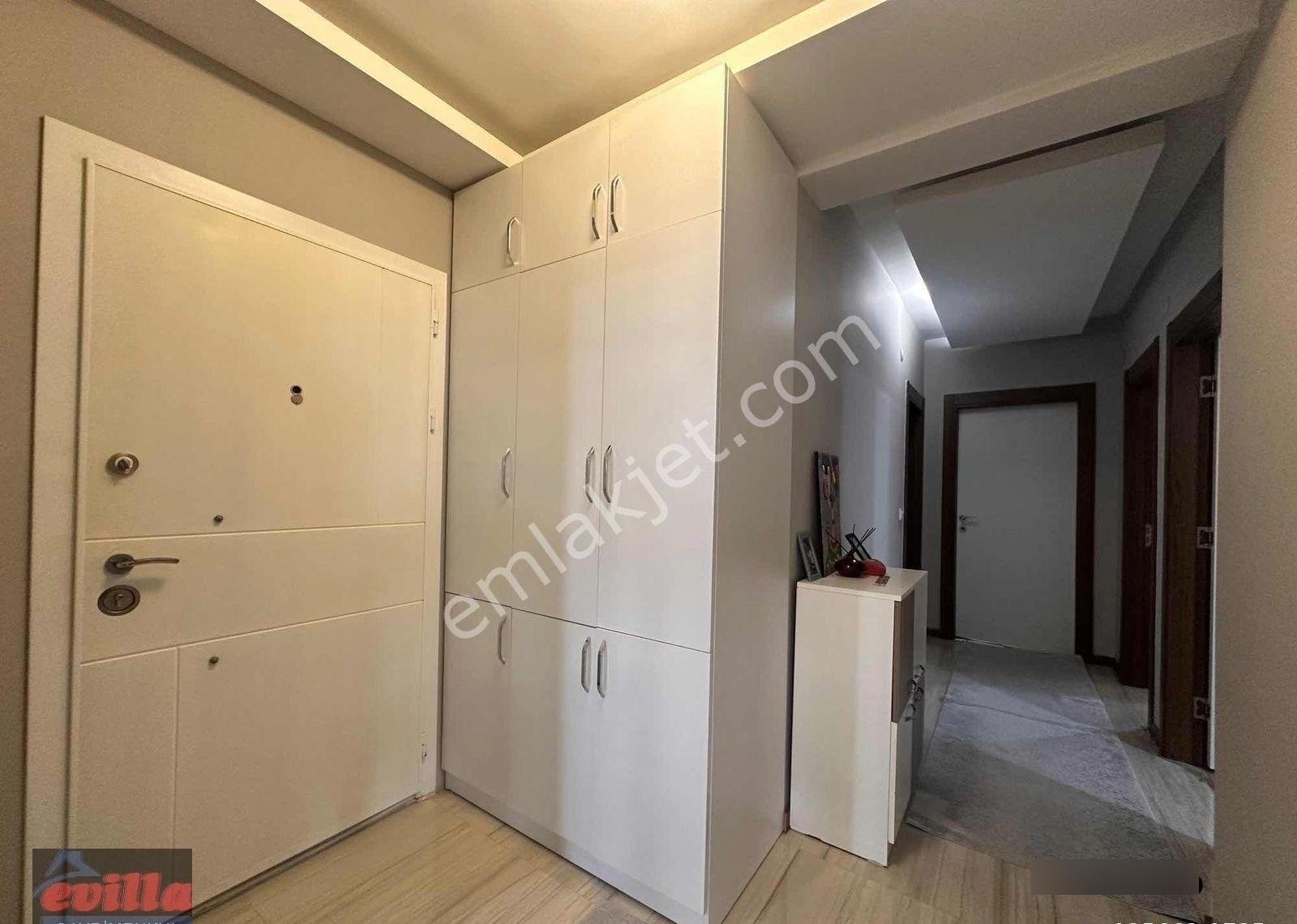Deniz Manzaralı Müstakil Konforunda 150m2 3+1 Satılık Daire