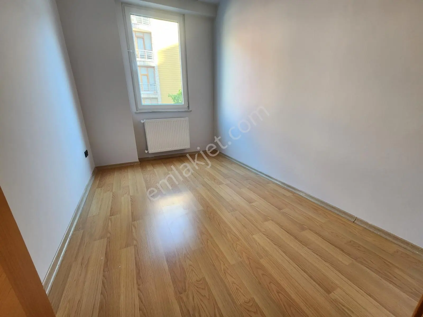Esenevler Yunus Emre Cd. Otoparklı Kapalı Mutfak 2+1 Satılık - Görsel 20