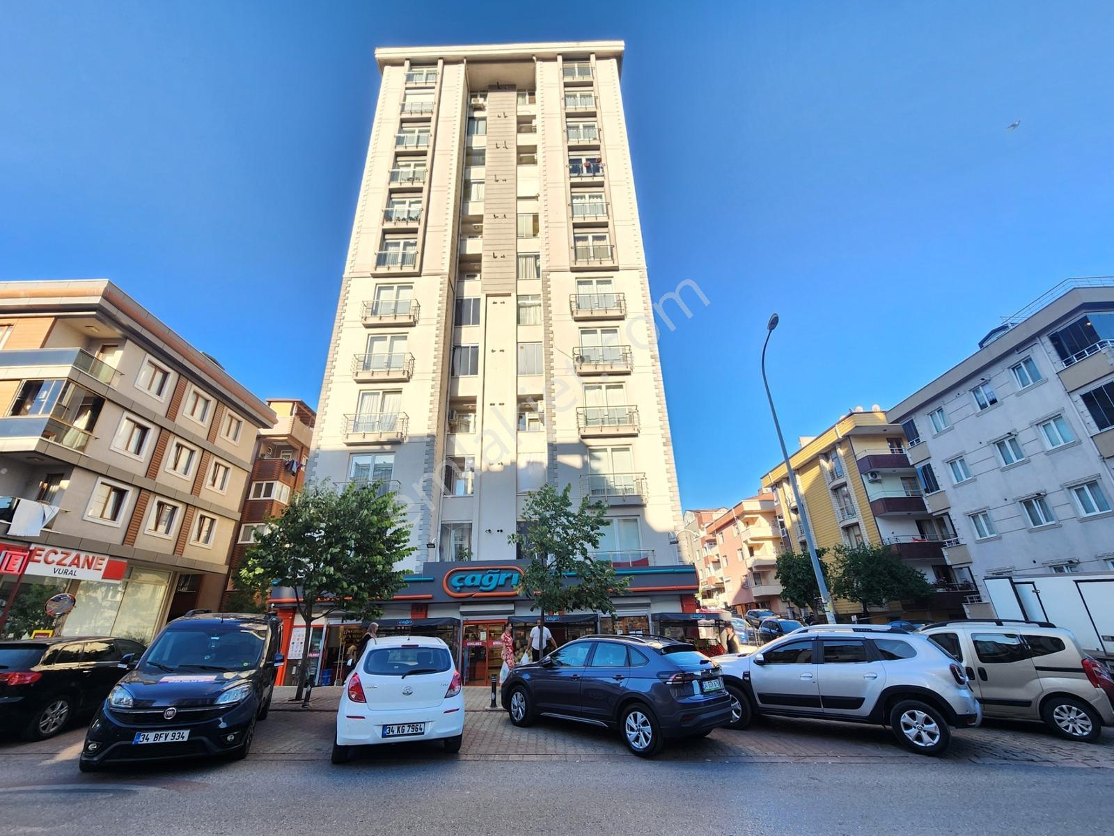 Esenevler Yunus Emre Cd. Otoparklı Kapalı Mutfak 2+1 Satılık - Görsel 33