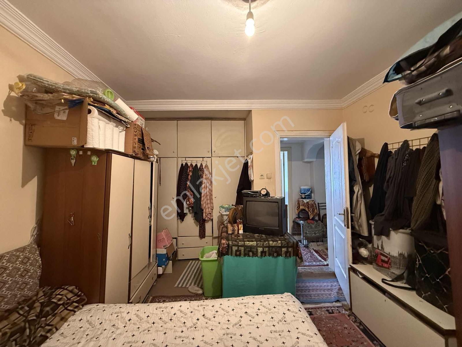 Aydın Efeler Orta Mahalle 213 Sokakta 3+1 135 Net M² Yatırımlık - Görsel 18