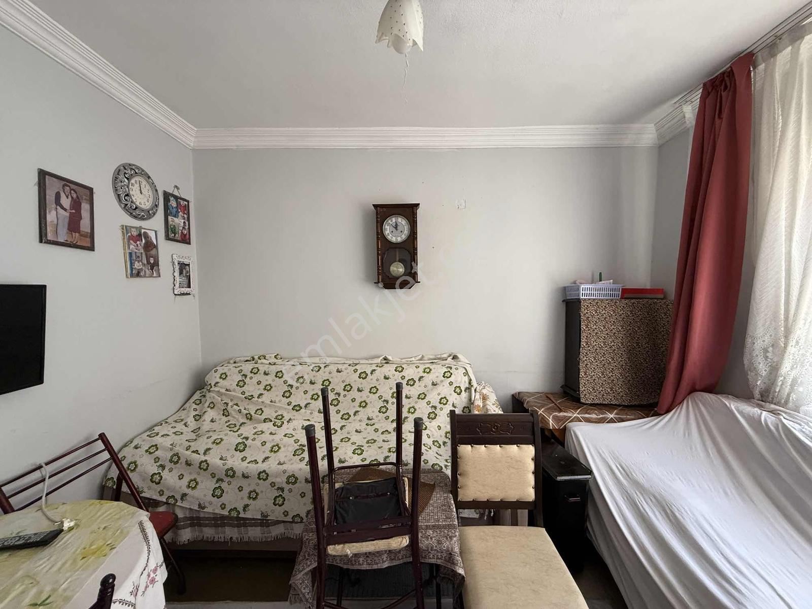 Aydın Efeler Orta Mahalle 213 Sokakta 3+1 135 Net M² Yatırımlık - Görsel 4