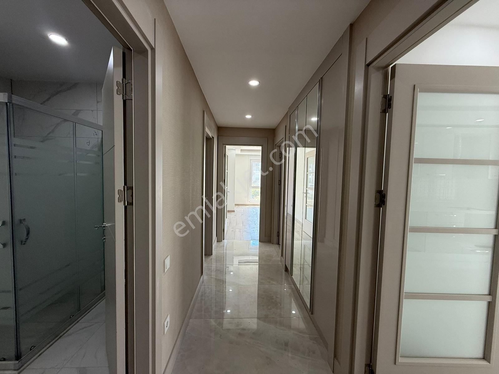 Beylikdüzü Gürpınar'da Doğa İle İç İçe Ferah Lüx 2+1 Geniş Daire - Görsel 34