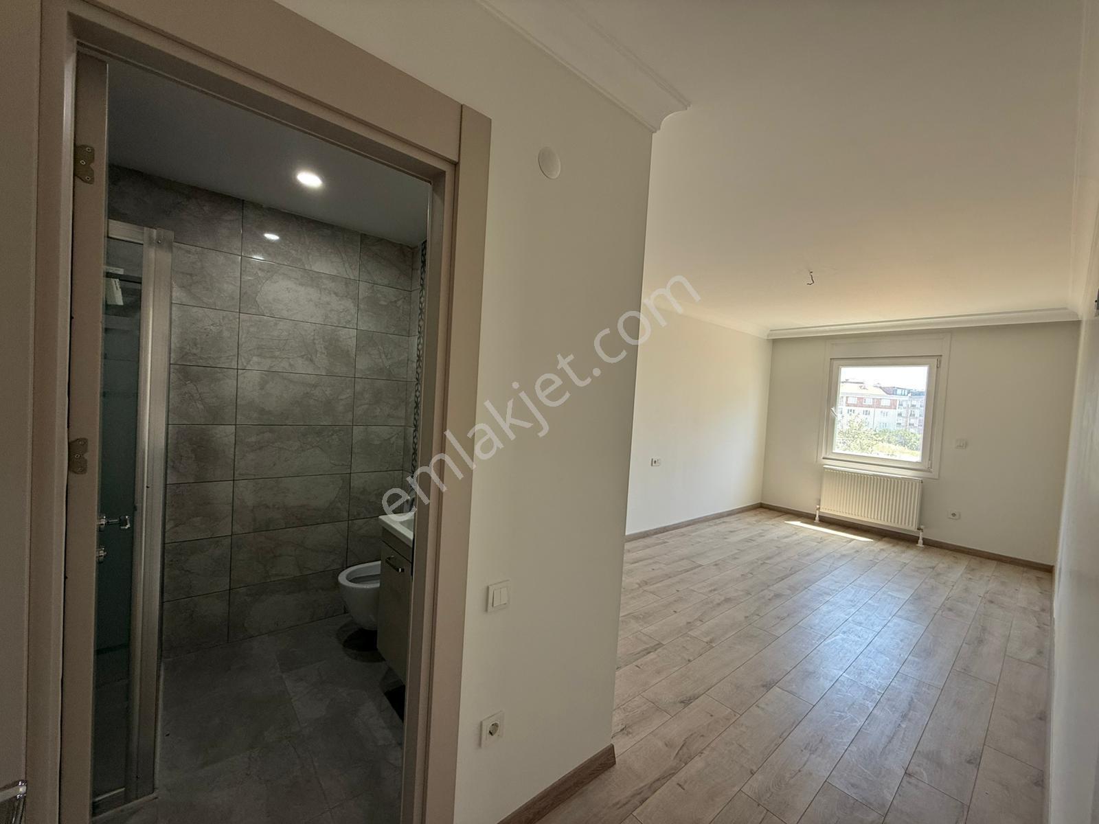 Beylikdüzü Gürpınar'da Doğa İle İç İçe Ferah Lüx 2+1 Geniş Daire - Görsel 18