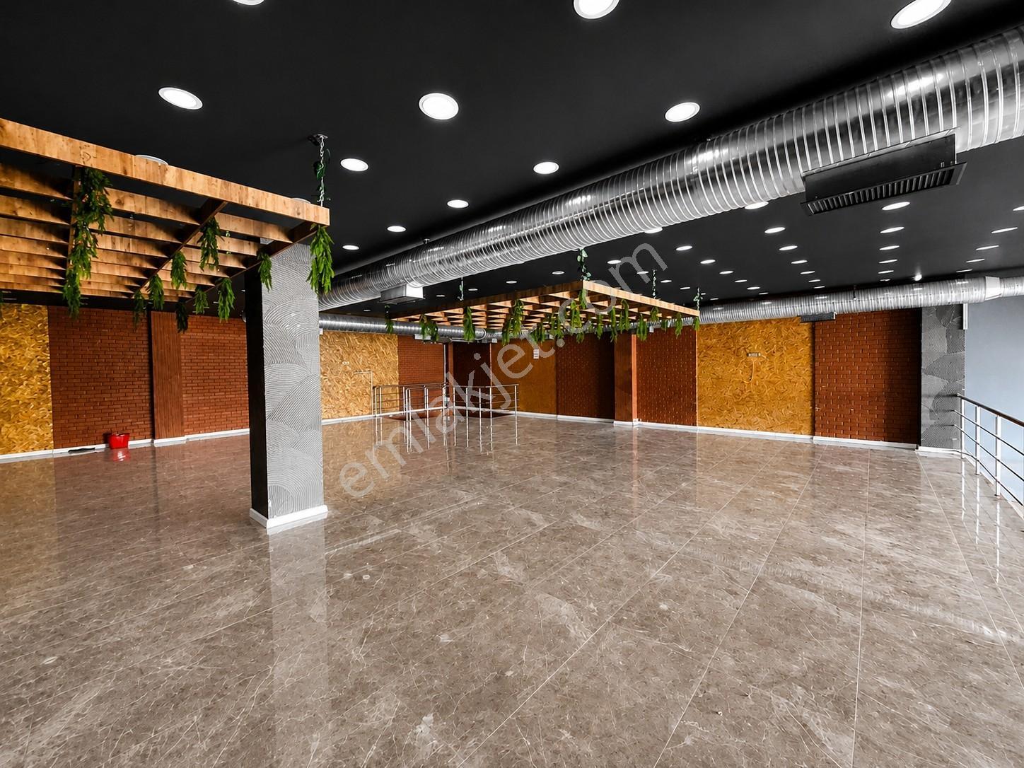 Yeşilova'nın Vitrin Noktasında | Kök Tapu | Satılık 370m2 Dükkan - Görsel 13