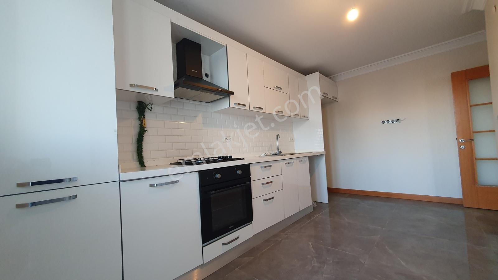 Üsküdar Bosna Bulvarı Cadde Üstü 2+1 Satılık Daire Enta Emlak - Görsel 8
