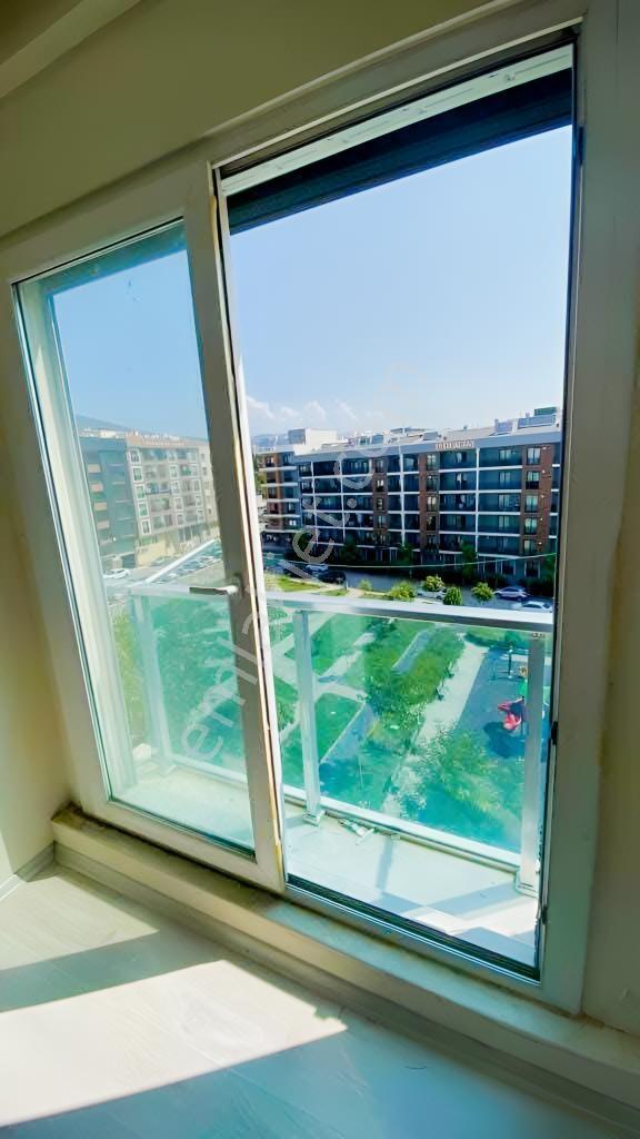 Bornova Merkez Metro Yakını,park Cepheli,doğalgazlı,klimalı1+1 - Görsel 16