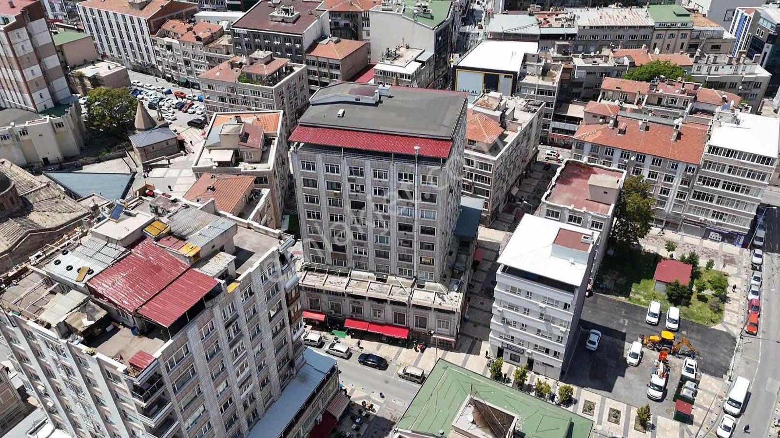 Cumhuriyet İşhanında 1+1 Full Yapılı 60 M2 Daire - Görsel 9