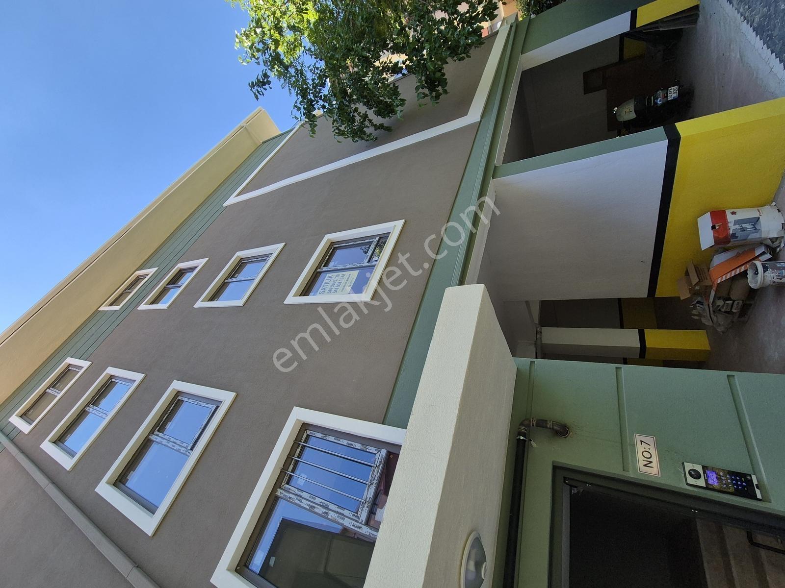 İstiklal Mah. Çarşı Merkeze Yakın Satılık 3+1 Lüks Daire - Görsel 18