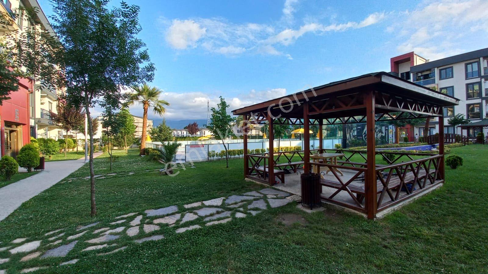 Kartepe Karcity Evleri Havuzlu Site 2+1 Ara Kat Satılık Daire - Görsel 4