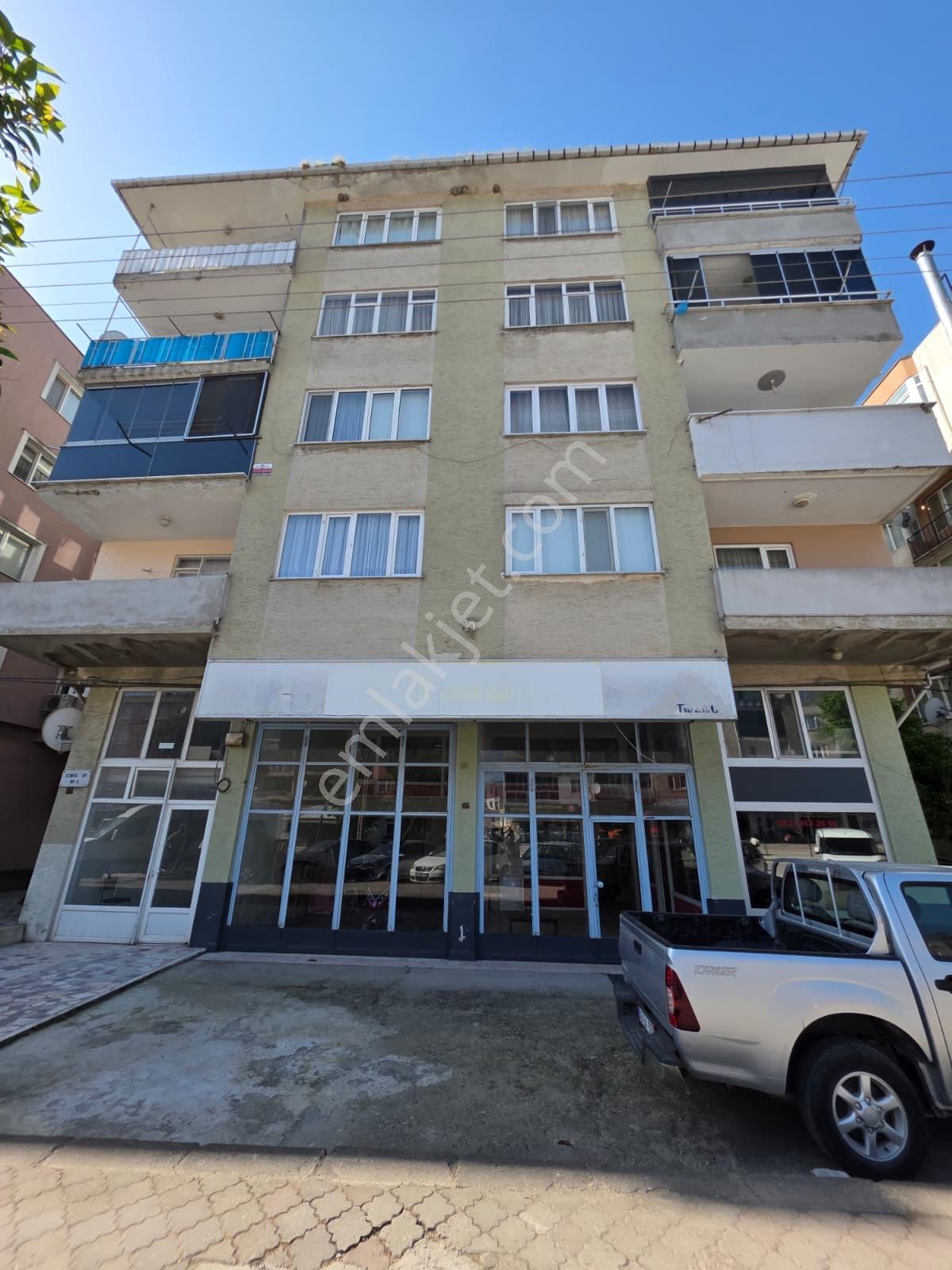 İnceoğlu'ndan Yunusemre'de 3+1 Eşyalı Kiralık Daire