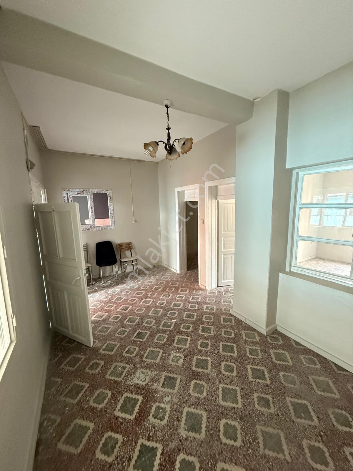 Sümer Mahallesinde 2+1 Kiralık Daire Karabucak Camii Civarı - Görsel 12