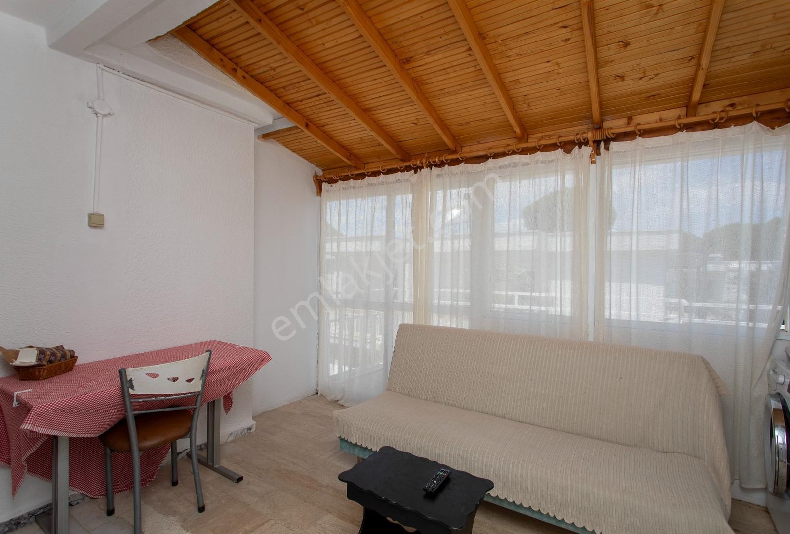 Eski Foça Hanedan Beach Club'ta Satılık Villa - Görsel 13