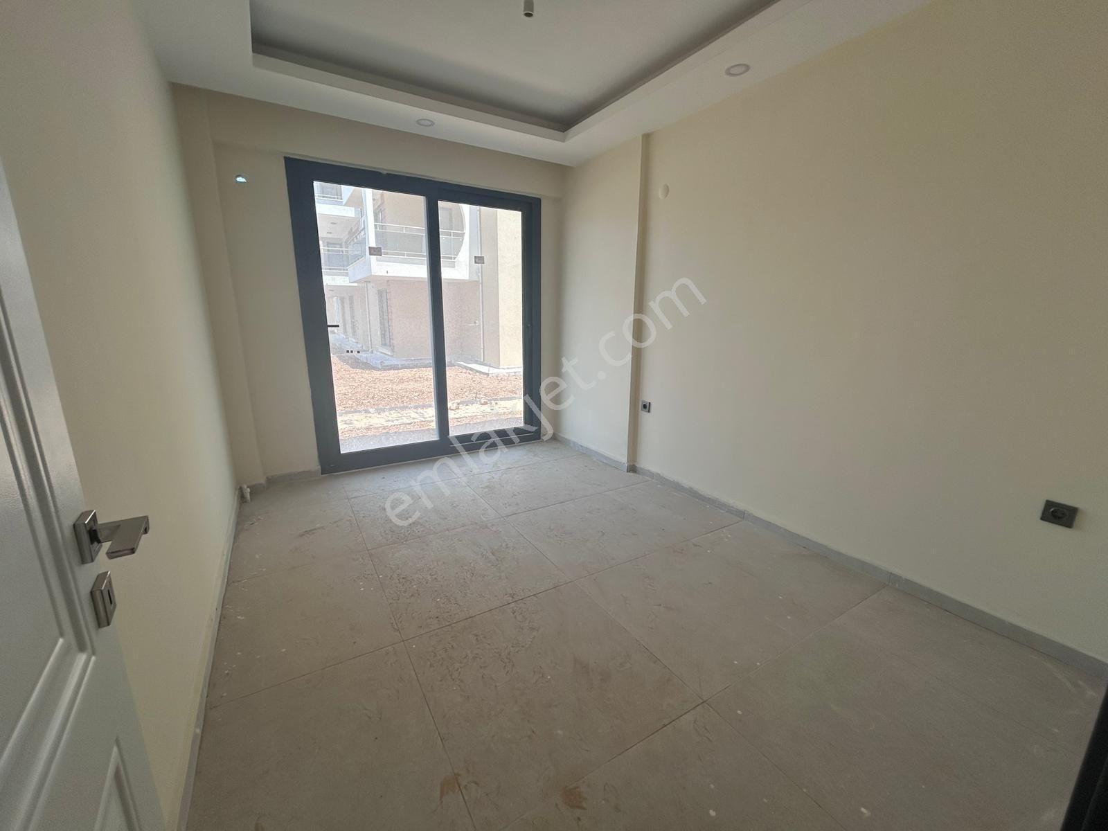 Didim Merkezde Havuzlu Sitede Sıfır 2+1 Daire - Görsel 12