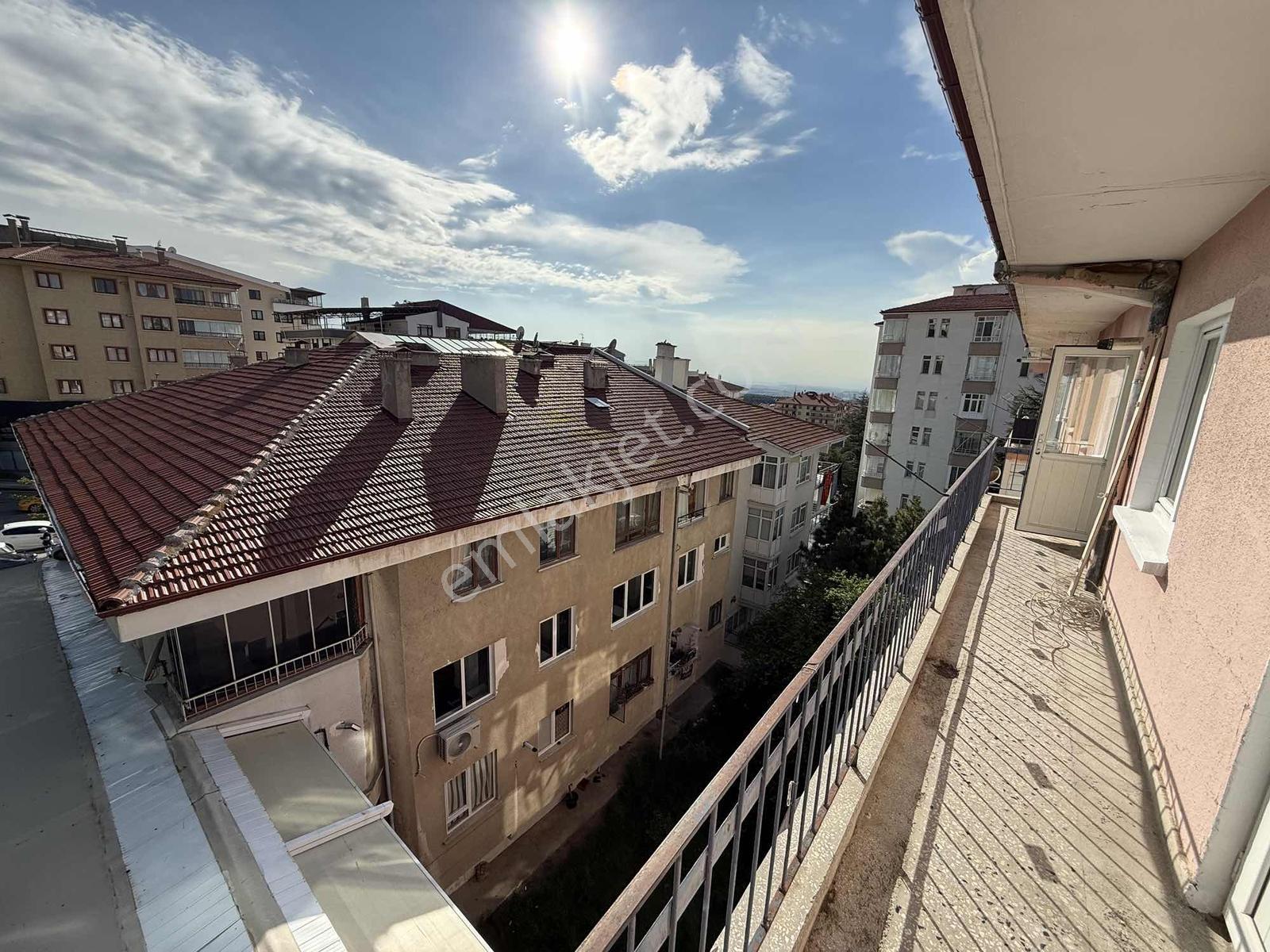 Dikmen Cadde Üzer Katta 3+1 Kiralık Daire - Görsel 2