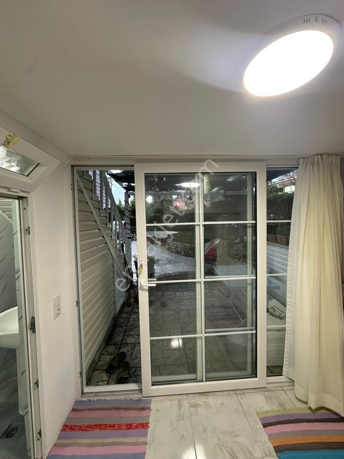 Yayla Sahilinde Yazın Keyfini Çıkaracağınız Özel Konsept 2+1 Sezonluk Kiralık - Görsel 6