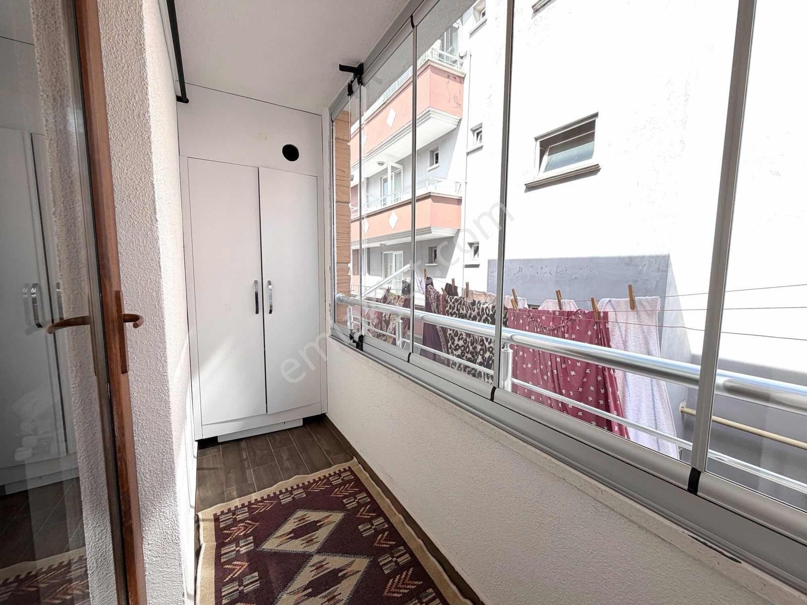 Denizevleri Tramvay Durağına Yürüme Mesafesinde Kiralık 1+1 - Görsel 9