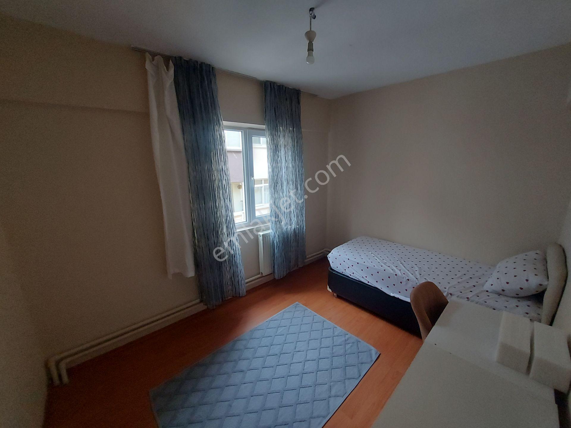 Asyapıdan 3+1 120m2 Aileye-bekara Mobilyalı-eşyalı Kombili - Görsel 13