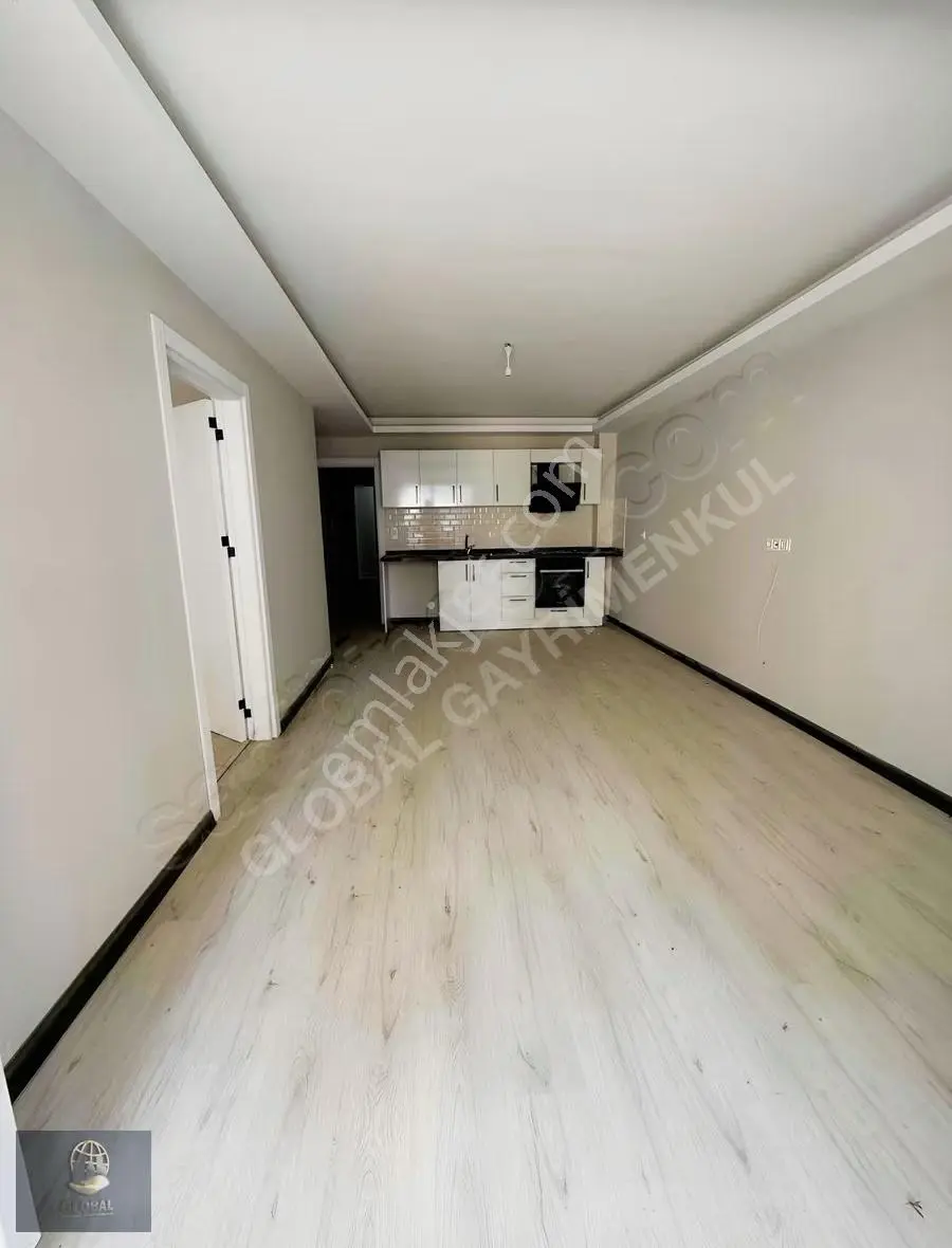 Acil Migros Mevki Sitede 1+1 Arakat Ön Cephe 55m2 Balkonlu