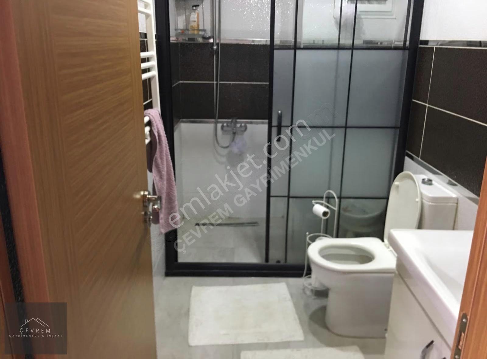 Çevrem* Yeşilova'da Metrobüse Çok Yakın Teraslı 1+1 Eşyalı Daire - Görsel 7