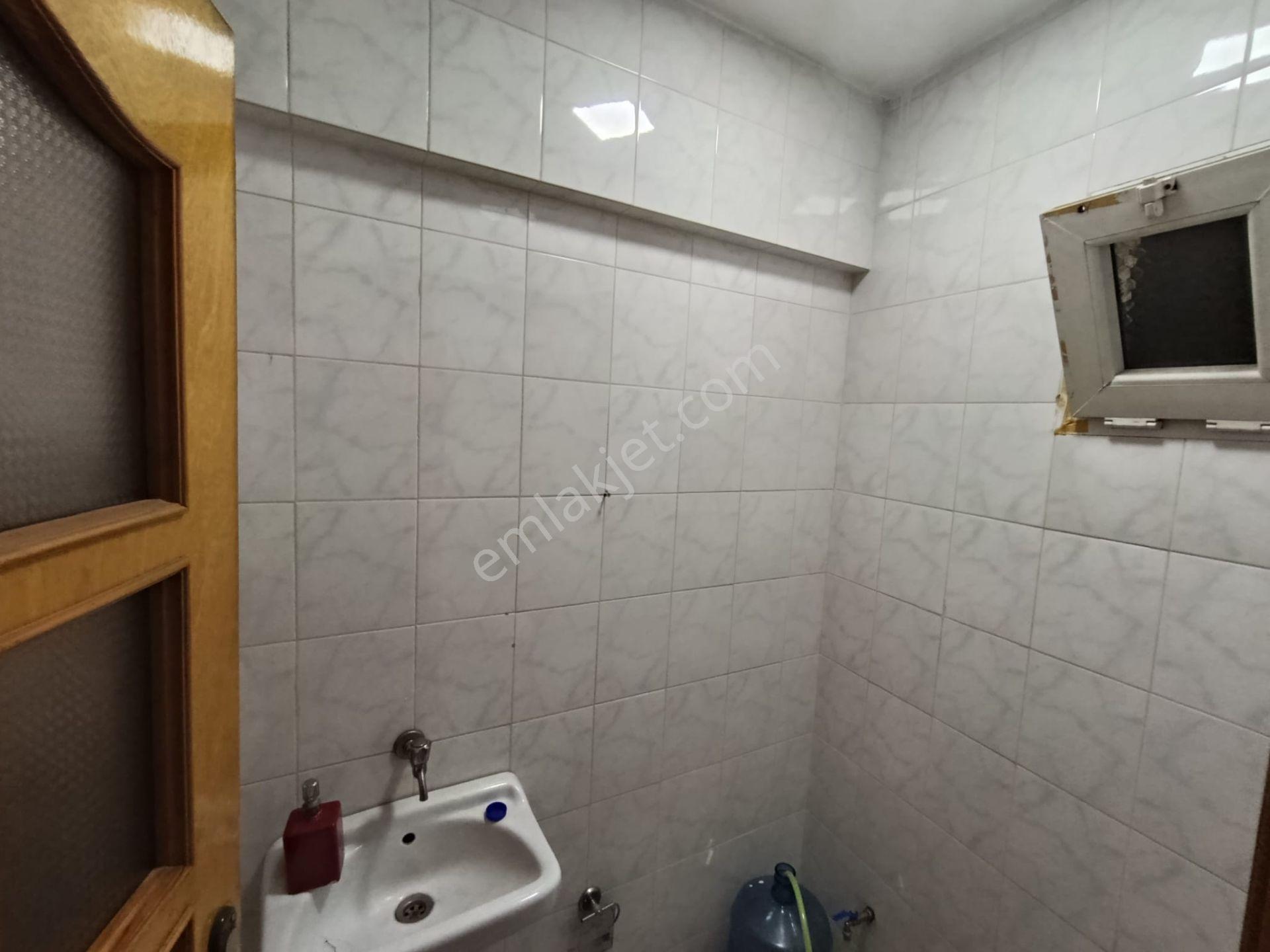 İzmit Merkezde, Anıtparkta Cadde Üzeri Kiralık Ofis Veya Daire - Görsel 28