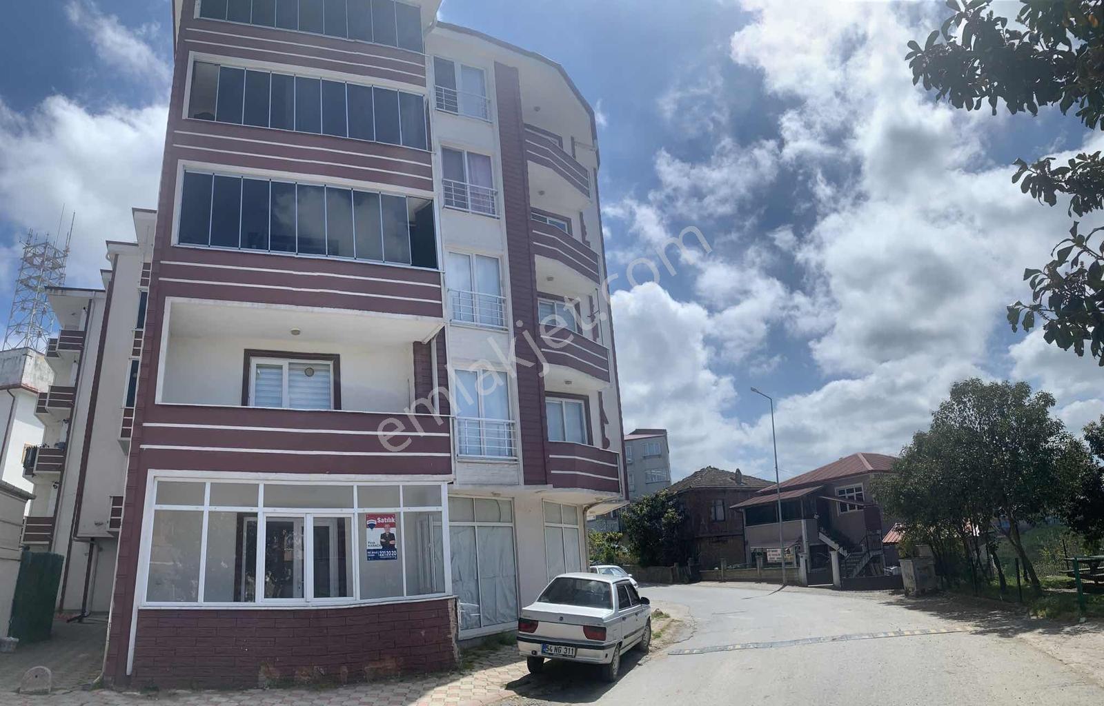 Remax Design Kocaali Merkezde 110 M2 2+1 Satılık Daire
