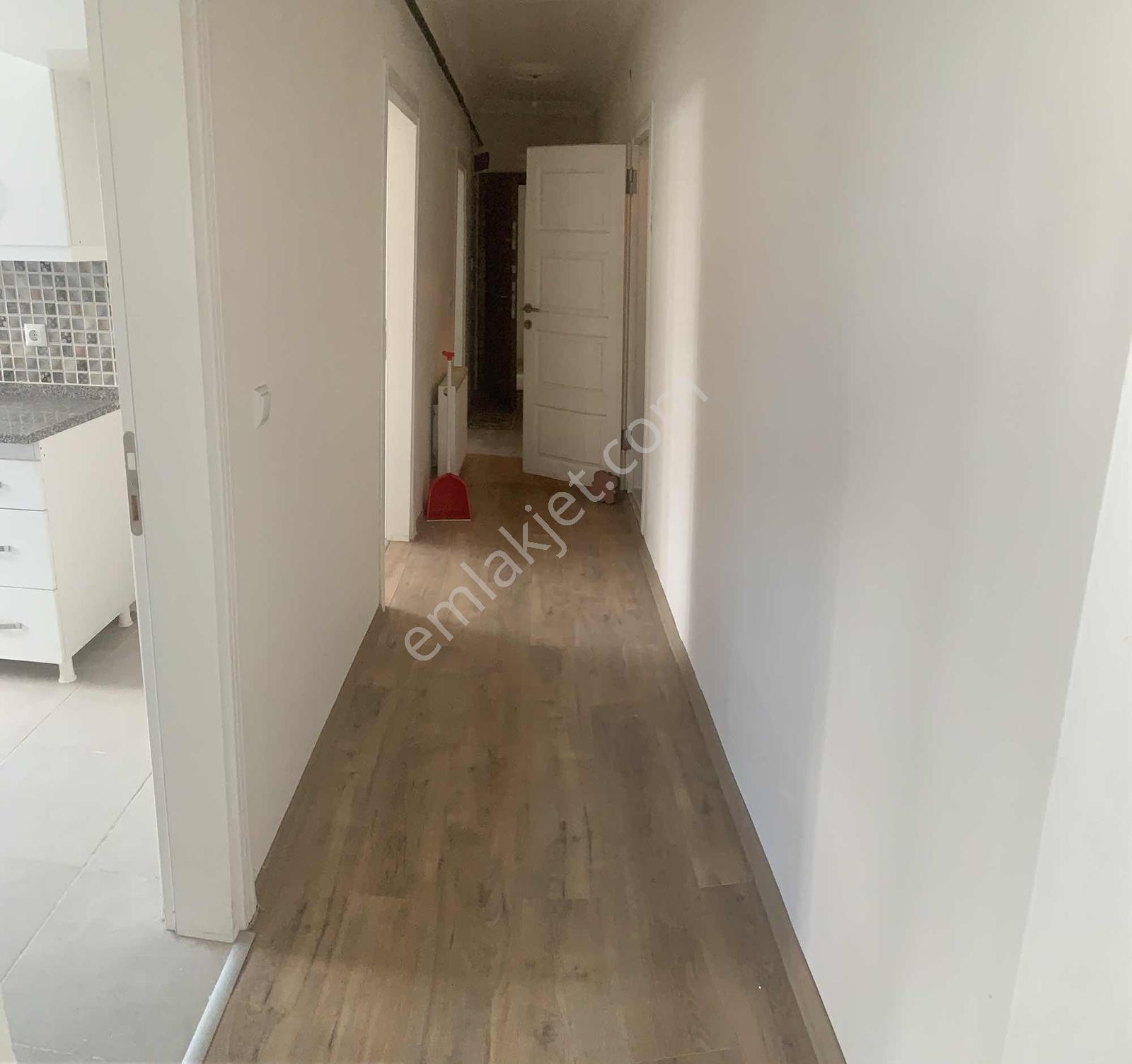 Remax Design Kocaali Merkezde 110 M2 2+1 Satılık Daire - Görsel 18