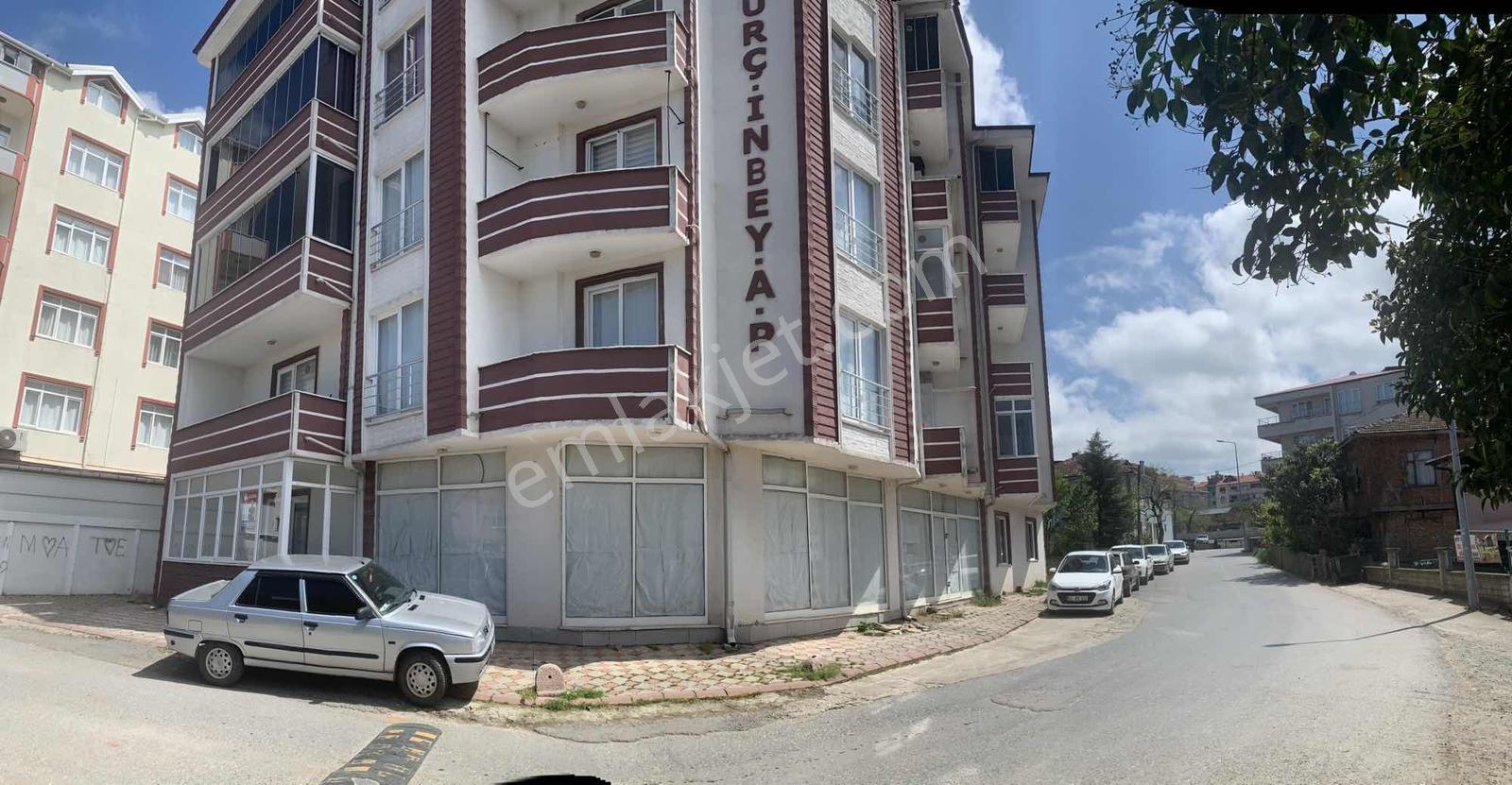Remax Design Kocaali Merkezde 110 M2 2+1 Satılık Daire - Görsel 3