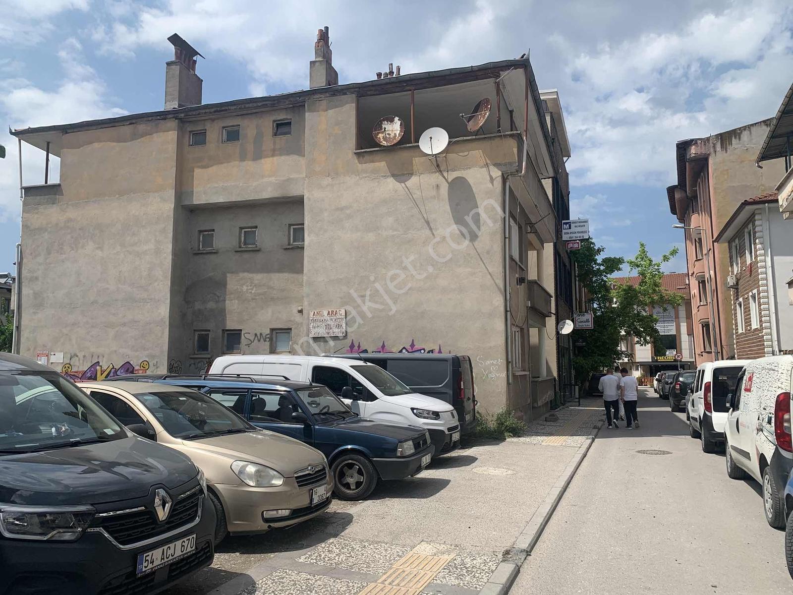 Remax Design Adapazarı Semercilerde 540 M2 3 Katlı Kagir Bina - Görsel 14