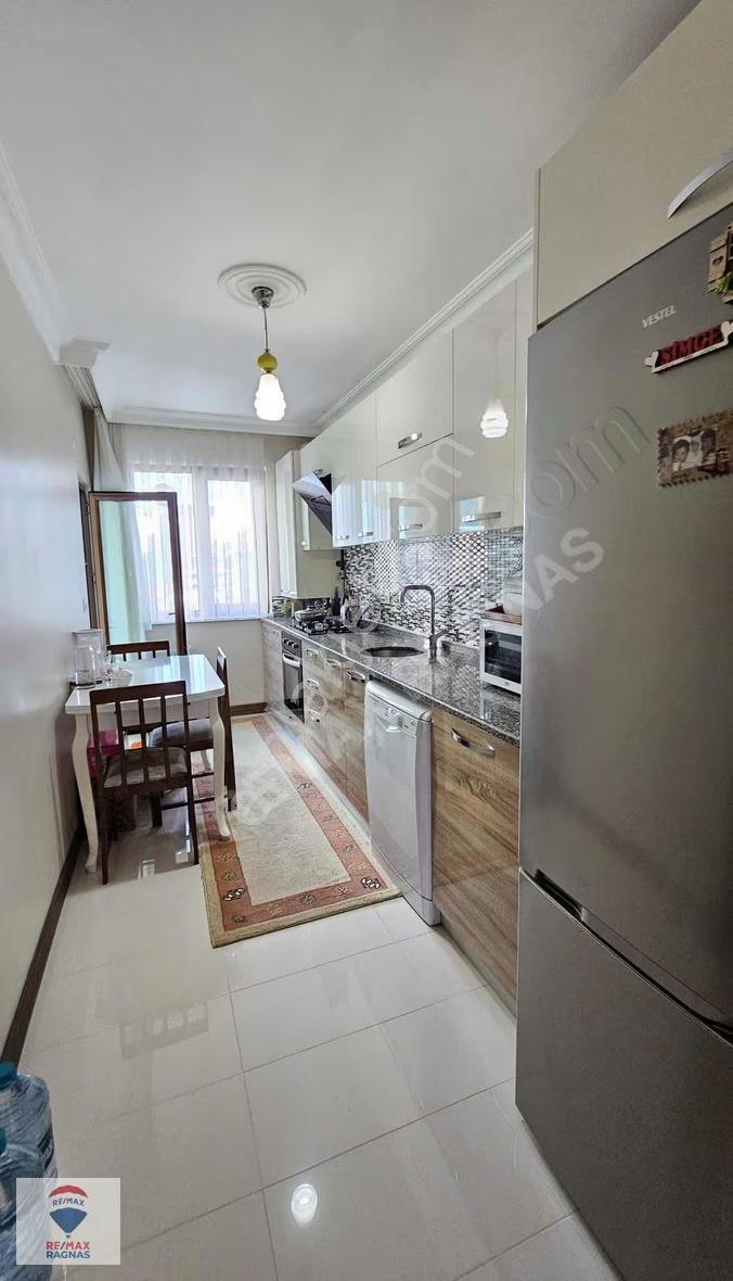 Taşdelen Güngören Mahallesi Etrafı Açık Kiralık 2+1 Daire