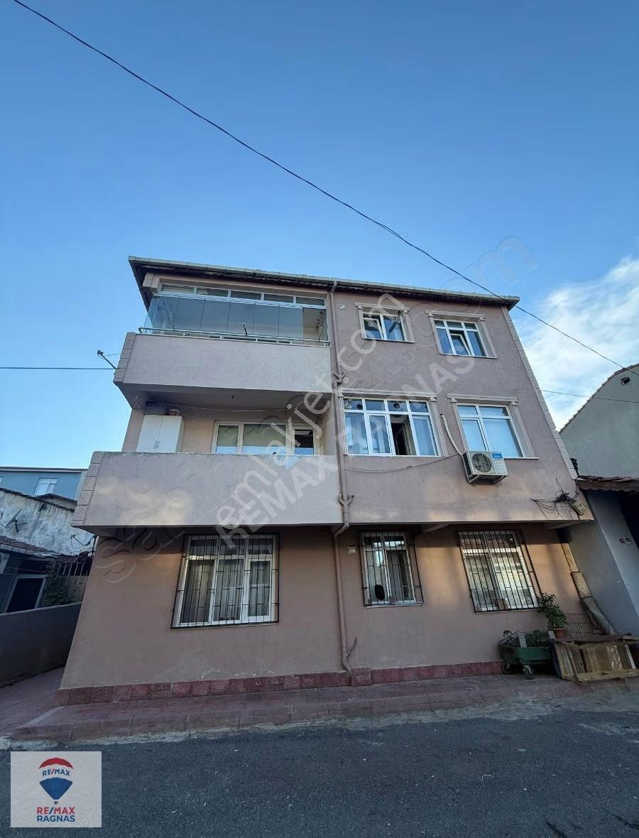 Ümraniye Karabekir Mahallesi'nde Ferah 3+1 Daire Kiralık