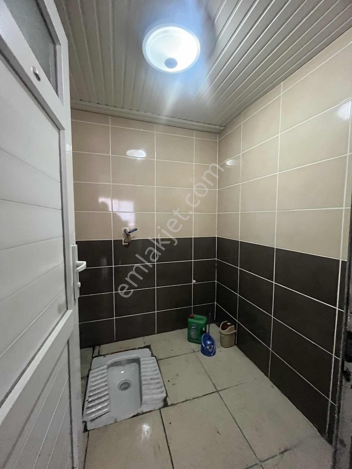 Sakarya Güney Mobilyacılar Sanayii Satılık Dükkan Remax - Görsel 9