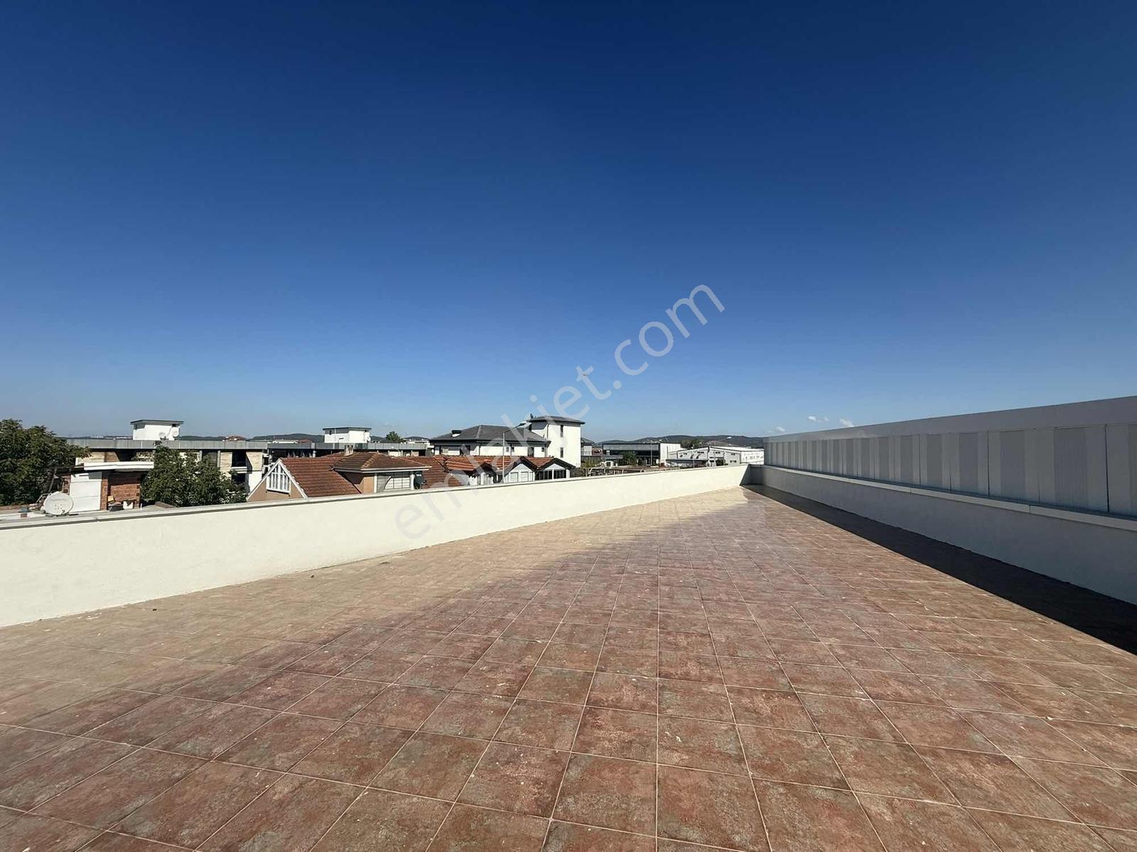 Remax Desıgn Emel Bostancıdan Kiralık Fabrika - Görsel 27