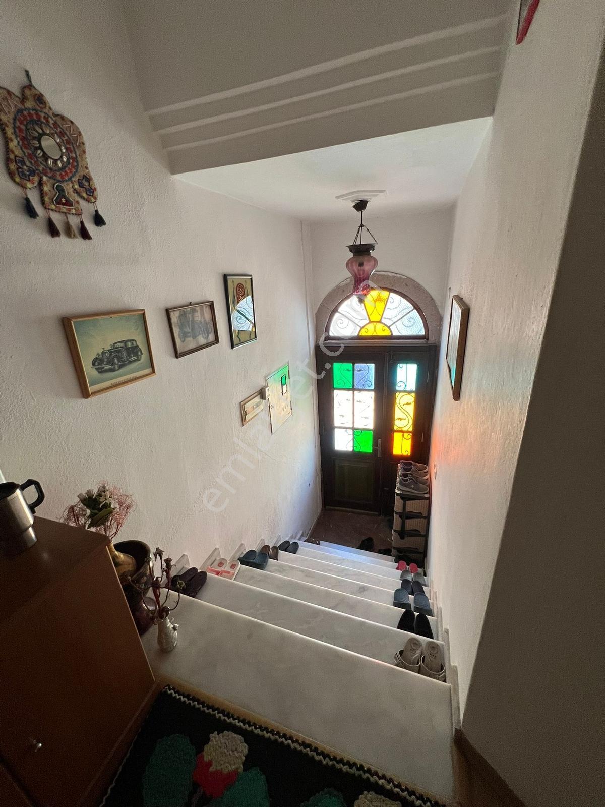 Ayvalık İsmet Paşa Mahallesi'nde 7+1 Satılık Tarihi Rum Evi - Görsel 23