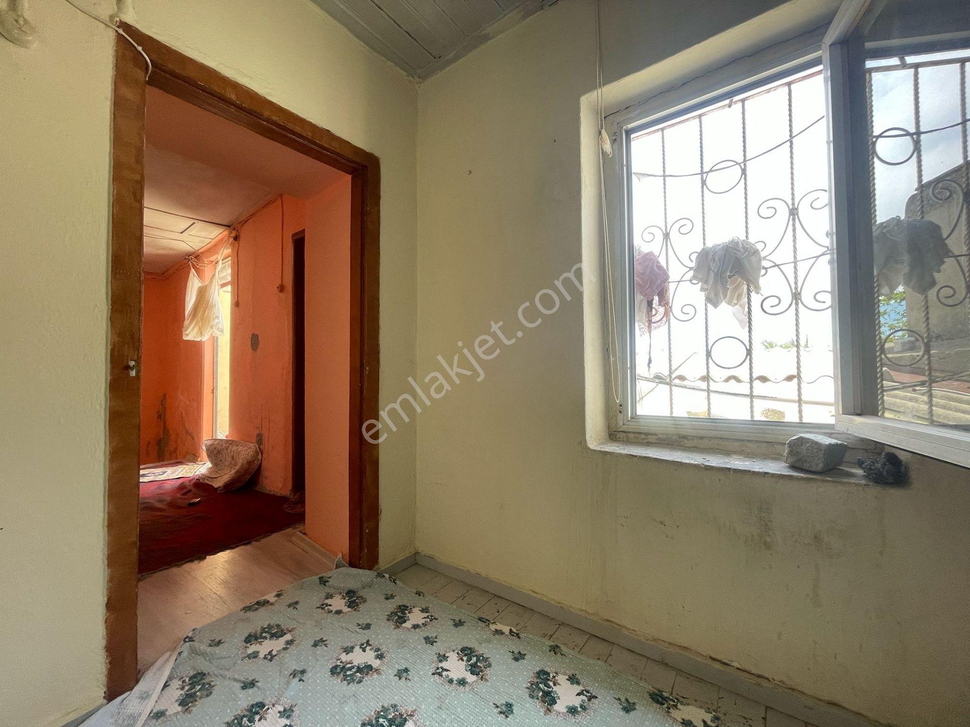 Ayvalık Merkez'de Avlulu Ve Teraslı 2 Katlı 3+1 Müstakil Kağir Rum Evi - Görsel 20