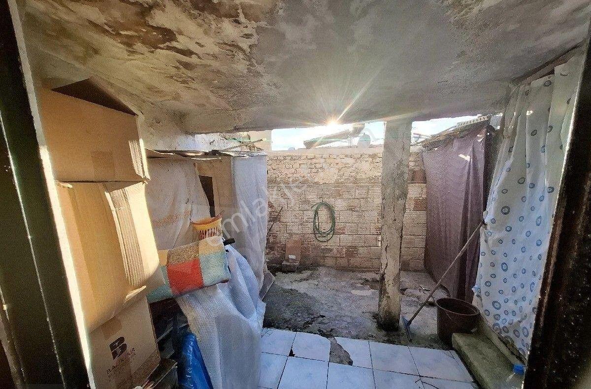 Ayvalık Merkez'de Avlulu Ve Teraslı 2 Katlı 3+1 Müstakil Kağir Rum Evi - Görsel 32